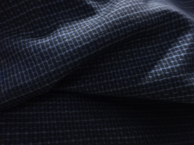  小格子織り出し本場泥大島紬男物着物アンサンブル